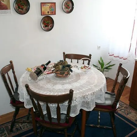 In 37940 Mali Lošinj